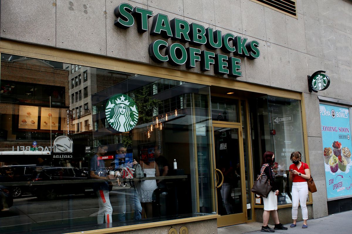 Starbucks: доходы, прибыль побили прогнозы в Q4